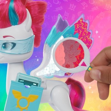 My Little Pony: Пони Зипп Шторм с движущимися крыльями