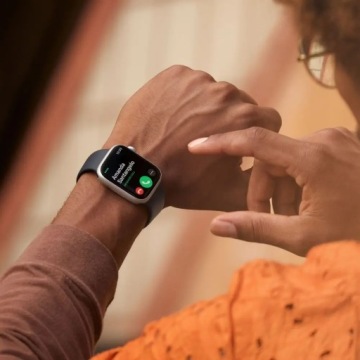 Умные часы Apple Watch серии 8 с GPS и сотовой связью