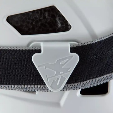 Скалолазный шлем