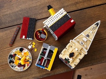 LEGO ICONS 10294 Титаник