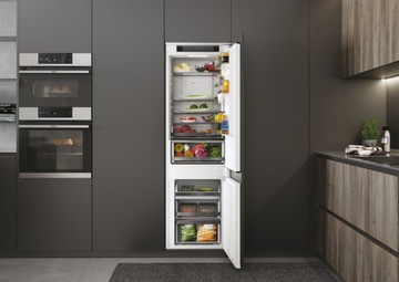 Холодильник HAIER HE1855BCMW No Frost 186 + 62 л 177,2