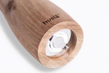 Ручная кофемолка Husla, дерево, 30 г, оттенки коричневого и бежевого.