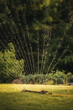 FISKARS ВОДОСПРИНКЛЕР СПРИНКЛЕР МЕТАЛЛ ЭКОНОМИЯ ПЛАСТИК