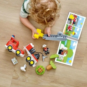 Кубики LEGO Duplo FIRE BRITAIN 10969 СВЕТОВЫЕ СИГНАЛЫ Пожарная машина ПОЖАРНЫЙ