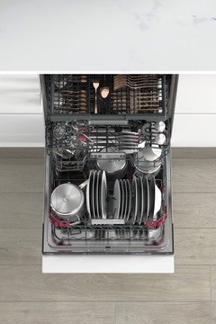 Посудомоечная машина WHIRLPOOL WIO 3O540 PELG, 14 комплектов