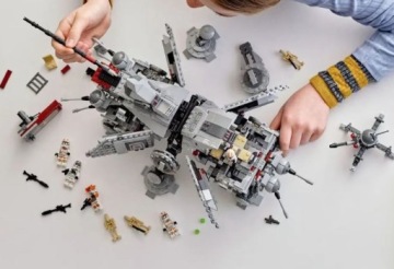LEGO — STAR WARS — ХОДЯЩАЯ МАШИНА AT-TE — 75337