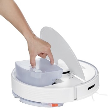 Белый робот-уборщик Roborock Q7 Max 58 Вт