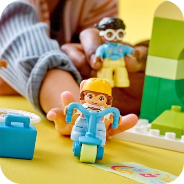 Блоки DUPLO 10992 Один день из жизни детской комнаты