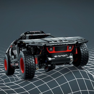 Лего Техник 42160 Audi RS Q e-tron
