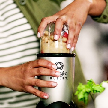 43-дюймовый светодиодный телевизор Philips 43PUS8118+блендер NutriBullet MagicBullet MBR10