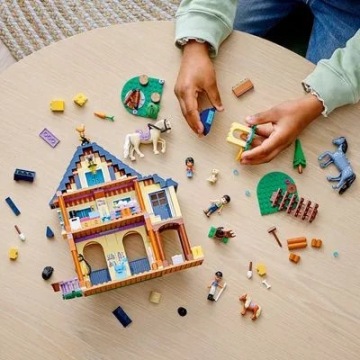 LEGO Friends 41683 «Лошади конного завода прыгают» НОВИНКА! Конный завод в подарок