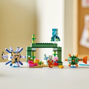 LEGO Minecraft 21180 Боевой набор