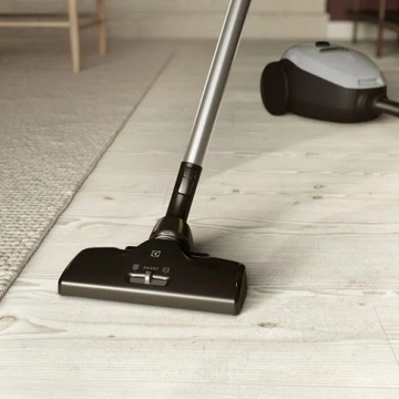 Тихий мешок-пылесос Electrolux PD82-4MG SILENCE