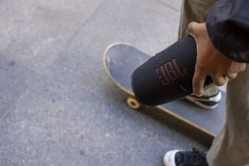 Мобильная колонка JBL Charge 5 Turquoise