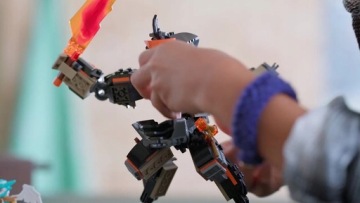 LEGO Ninjago 71854 Mech specjalny Cole’a i Zane w smoczej zbroi