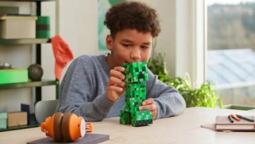 Набор LEGO MINECRAFT CLOCKS Куриная ферма gamex