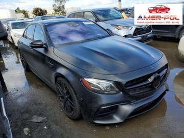 Mercedes-Benz Klasa E 2018, 4.0L, 4x4, 64 AMG-...