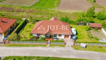 Dom, Jeszkowice, Czernica (gm.), 192 m²