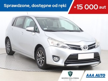 Toyota Verso 2.0 D-4D, 7 miejsc, Klima