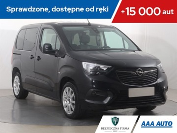 Opel Combo 1.2 Turbo, L1H1, 5 Miejsc