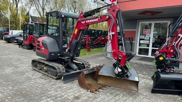 Mini koparka YANMAR SV26 - Rototilt, pakiet 3 łyżek DEMO