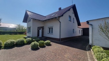 Dom, Ochodze, Komprachcice (gm.), 210 m²