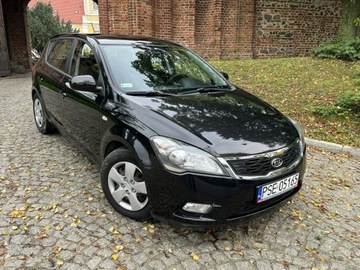 Kia Cee'd Klima Benzyna Mały przebieg