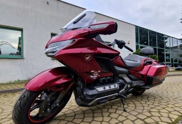 Honda GL HONDA GL1800 GOLDWING DCT