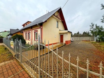 Dom, Ogrodzieniec, Ogrodzieniec (gm.), 60 m²