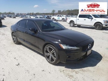 Volvo S60 2021, 2.0L, 4x4, T5 R-DESIGN, od ube...