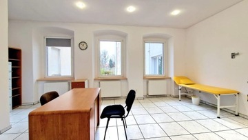 Biurowiec, Lwówek Śląski, 44 m²