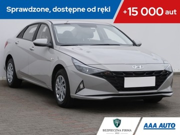 Hyundai Elantra 1.6 MPI, Salon Polska