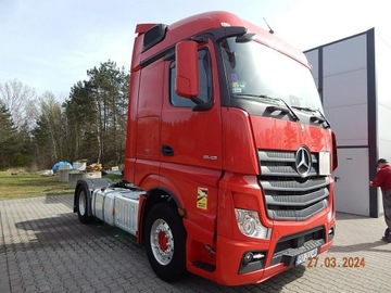 Mercedes Actros