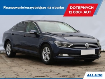 VW Passat 1.4 TSI, Salon Polska, Serwis ASO, Navi