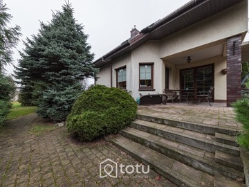 Dom, Konotopa, 270 m²
