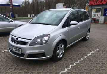 Opel Zafira 1,6 i 7-Osobowa
