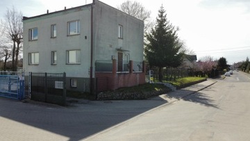 Biurowiec, Gniezno (gm.), 172 m²