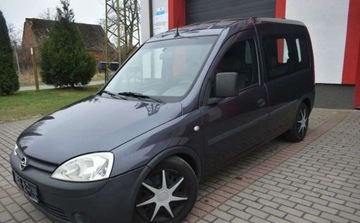 Opel Combo OPEL COMBO-C 1.7 diesel z 2005 roku...