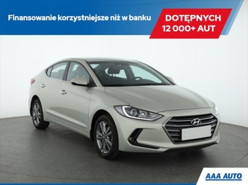 Hyundai Elantra 1.6 CVVT, Salon Polska