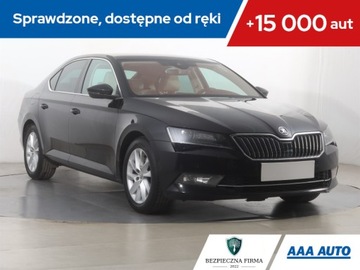 Skoda Superb 1.4 TSI, Salon Polska, Navi, Xenon