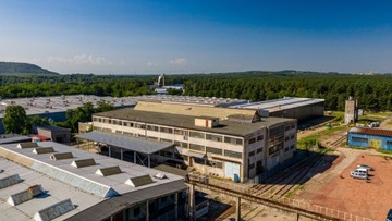 Magazyny i hale, Chrzanów, 5981 m²