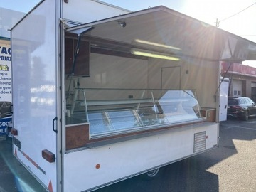 Autosklep Foodtruck Food truck gastronomiczna