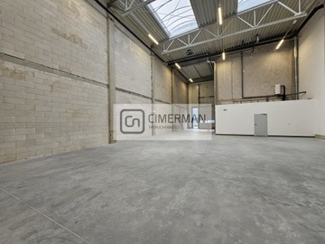 Magazyny i hale, 483 m²