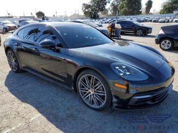 Porsche Panamera Panamera 4 2017