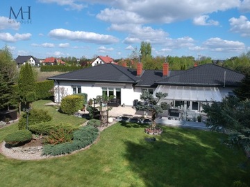 Dom, Aleksandrów Łódzki (gm.),220 m²