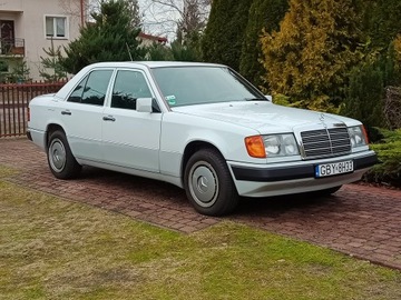 MERCEDES-BENZ SEDAN (W124) 200 E (124.021) 118 KM