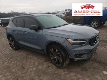 Volvo XC 40 Volvo XC40 T5 AWD R-Design, od ube...