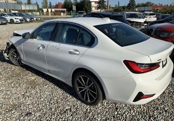 BMW Seria 3 330i xDrive 258KM NA MIEJSCU