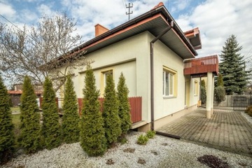 Dom, Koluszki, Koluszki (gm.), 95 m²