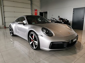 Porsche 911 (992) Carrera 4S Coupe